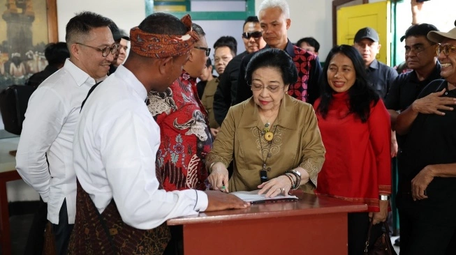 Megawati Soekarnoputri Batal Hadiri Upacara Harlah Pancasila di Ende karena Kurang Sehat