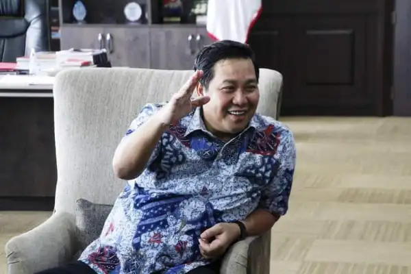 Banyak Kandidat Bermunculan, Steven Kandouw Disebut Terpopuler untuk 01 Sulut