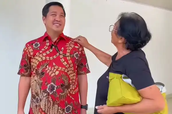 Steven Kandouw Fasih Berbahasa Minahasa Terima Keluhan Warga, Ruben Saerang: Torang pe Gubernur!