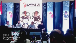 Tutup Rapat Evaluasi Bawaslu Sulut, Steffen Linu: Kami Kumpulkan Kritikan Konstruktif dari Masyarakat