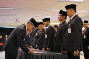 21 Kepala OJK Daerah Dilantik, Robert Sianipar Gantikan Winter Marbun