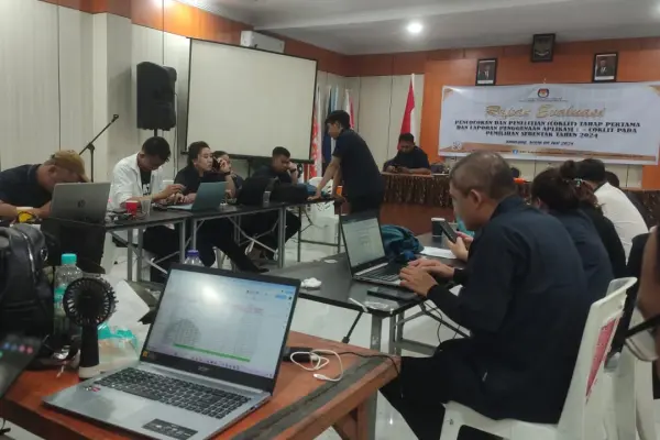 Wow! Pantarlih KPU Minsel Pertama Selesaikan Coklit di Seluruh Indonesia