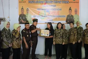 Anjangsana Kejati Sulut Disambut Sukacita Anak-anak Panti Asuhan
