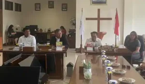 Yulius Selvanus Kunjungi Kantor Sinode GMIM, Temui Pendeta Hein Arina