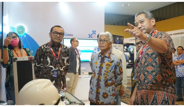 Indosat Business Kenalkan Solusi Teknologi Berbasis Kecerdasan Buatan
