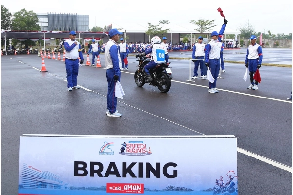 Perkuat Kompetensi Instruktur, AHM Gelar Kompetisi Instruktur Safety Riding