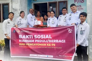 Lapas Amurang Bagi Sembako ke Warga Kurang Mampu