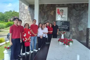 Kawal Vanda Mendaftar di KPU, Sarundajang Bersaudara Siap Menangkan RD – Vasung di Minahasa