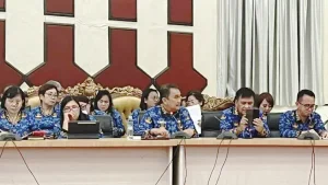 Sekda Micler Lakat Pimpin TAPD Rapat Bersama Banggar DPRD Manado Bahas KUA-PPAS 2025