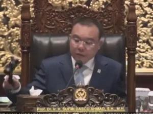 DPR RI Menyerah, Revisi Undang-Undang Pilkada Dibatalkan