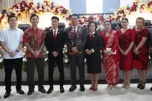 Dilantik Anggota DPRD, Elsje Wongkar-Sumual dan Eldo Komitmen Berjuang untuk Kesejahteraan Rakyat