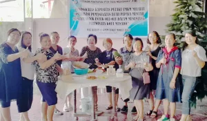 Politeknik Negeri Manado Tingkatkan Kapasitas Pelaku UMKM Melalui Pemanfaatan Buah Pepaya Mentah Menjadi Snack