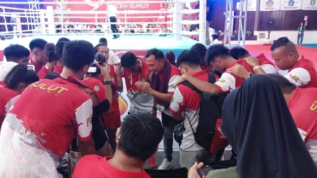 Empat Petinju Sulut Lolos Semi Final di PON 2024