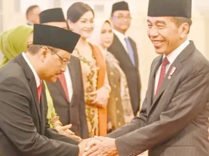Presiden Jokowi Kejar Target! Gus Ipul Ditunjuk Jadi Mensos Gantikan Risma