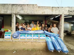 Kerja Nyata! Hanny Joost Pajouw dan Tim E2L-HJP Bantu Korban Kebakaran di Singkil