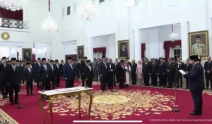 Menteri Kompak Pakai Dasi Biru di Istana, Mayor Teddy yang Kasih Tahu Dresscode Pelantikan