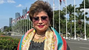 Sambut Natal, Maya Rumantir Ajak Warga Sulut Perkuat Persaudaraan