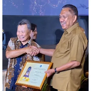 Diapresiasi Olly Dondokambey, Bank SulutGo Raih Prestasi Gemilang di Paritrana Award 2023