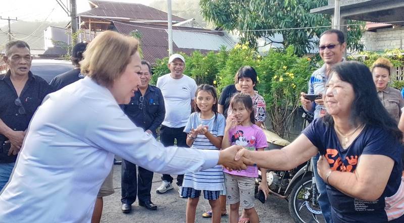 Terus Bergerak Maju, Youla Lariwa Sapa Masyarakat Desa Passo dan Koyawas