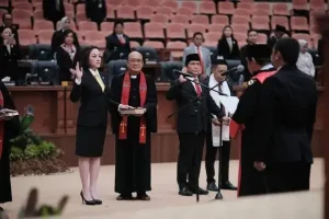 Dilantik jadi Wakil Ketua I DPRD Sulut, Michaela Paruntu Akan Pastikan Kesejahteraan Warga