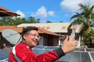 Momen Kevin Lotulung, Kristi Arina dan Devi Tanos di Pulau Mantehage, Langsung Tes Internet Gratis