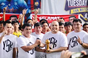 Yulius Selvanus Disambut Antusias di Pembukaan Turnamen Futsal, Jadi Penendang Bola Pertama