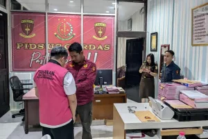 Tilap Rp600 Juta Uang Negara, Mantan Bendahara Dikda Minahasa Ini Resmi Masuk Rutan Malendeng