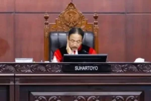 Awas! Putusan MK Siap Jerat Pejabat Daerah, TNI dan Polri Cawe-cawe di Pilkada