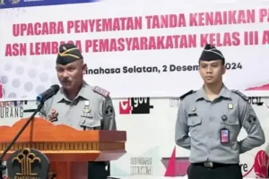 Lima Pegawai Lapas Amurang Terima Kenaikan Pangkat
