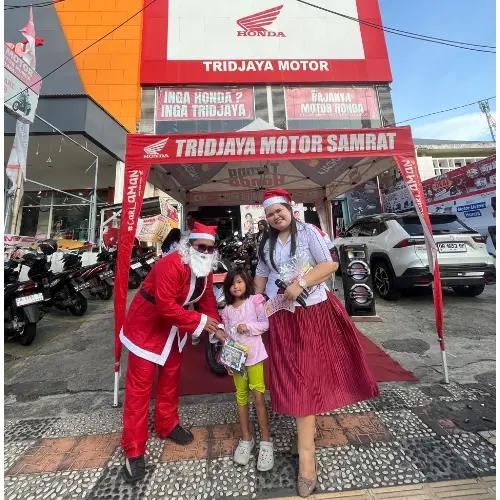 Tridjaya Motor Samrat Hadirkan Santa Hingga Promo Spesial Sepanjang Desember
