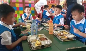 Perdana di Sulut, Program Makan Bergizi Gratis Prabowo-Gibran Sasar 3438 Siswa