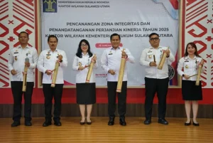 Kemenkum Sulut Gelar Pencanangan Zona Integritas dan Penandatangan Perjanjian Kerja Tahun 2025