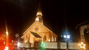 Gereja Ini Terlihat Indah Pada Malam Hari