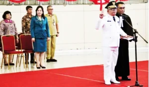 Jelang Pelantikan Chyntia-Hironimus, Denny Kondoj Jadi Penjabat Bupati Sitaro 