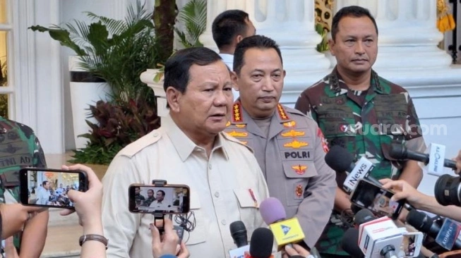 Prabowo Luncurkan Danantara di Istana Besok, Targetkan Pertumbuhan Ekonomi 8 Persen!