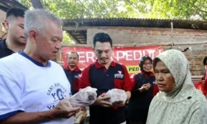 Tomy Winata Budhist, Bukan Orang Tua Sarani Agnez Mo