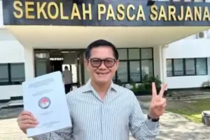 Joune Ganda Selangkah Lagi Bergelar Doktor, Hari Ini Ujian Proposal Disertasi