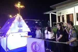 Joune Ganda Semarakkan Pawai Lampion di GMIM Immanuel Kaima