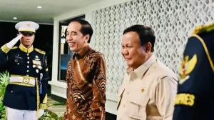 Momen Kebersamaan Prabowo dan Jokowi, Tertawa Lepas Saat Buka Puasa di Istana Kepresidenan