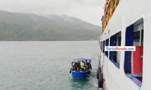 Potret Masyarakat Kepulauan Ketika Cuaca Buruk