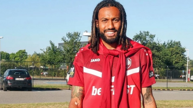 Ada Apa dengan Pemain Keturunan Indonesia Jairo Riedewald Terancam Jadi Pengangguran?