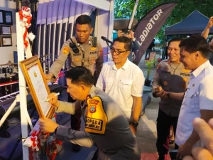 Irjen Pol Roycke Langie Resmikan Sekolah Olahraga Stand Up Paddle Bertaraf Internasional di Manado
