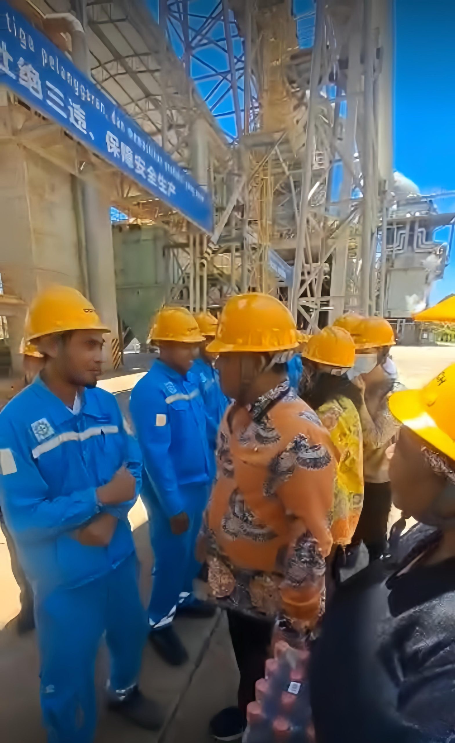 Sambangi PT Conch, Yulius Selvanus Temukan Ratusan Warga Lokal Bekerja Tidak Sesuai Bidang