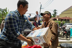 Tanggap Bencana Banjir Jabodetabek, BRI Peduli Gerak Cepat salurkan Bantuan