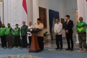 Presiden Prabowo Subianto Sedang Mengatur THR Bagi ASN Bahkan Bonus Bagi Ojol