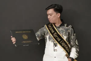 Kisah Hizkia, Anak Petani Captikus Asal Minsel yang Kini Jadi Sarjana