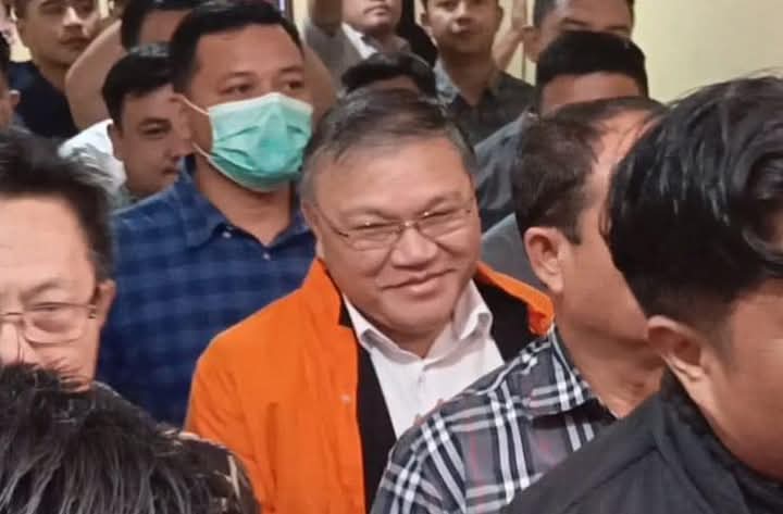 Pdt Hein Arina Resmi Ditahan