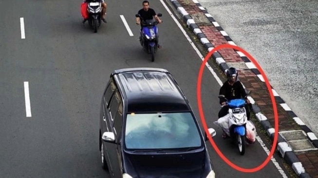 Ngeri! Potret Pembunuh di Tangerang Bawa Mayat seperti Orang Abis Belanja
