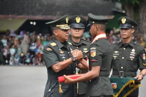 Pangdam XIII/Merdeka Tutup Pendidikan Pertama Tamtama TNI AD Gelombang I TA 2025
