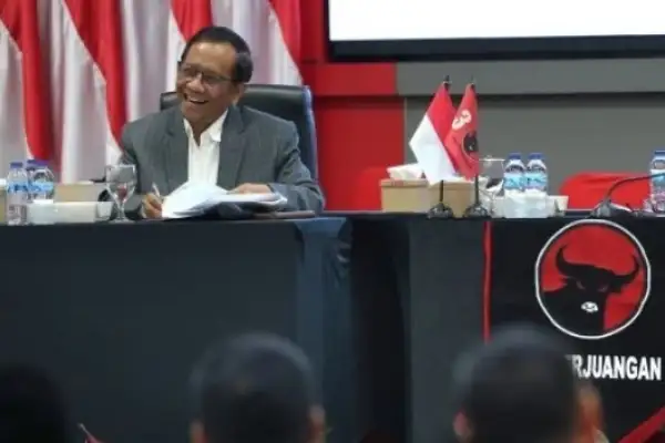 Mahfud MD Ingatkan Kepala Daerah PDIP Jangan Tergiur Korupsi, Agar Bisa Tidur Nyenyak